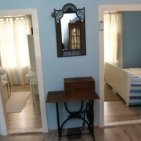 Traditional Croatian Stone House Vila Ploce (Dubrovnik-Neretva)